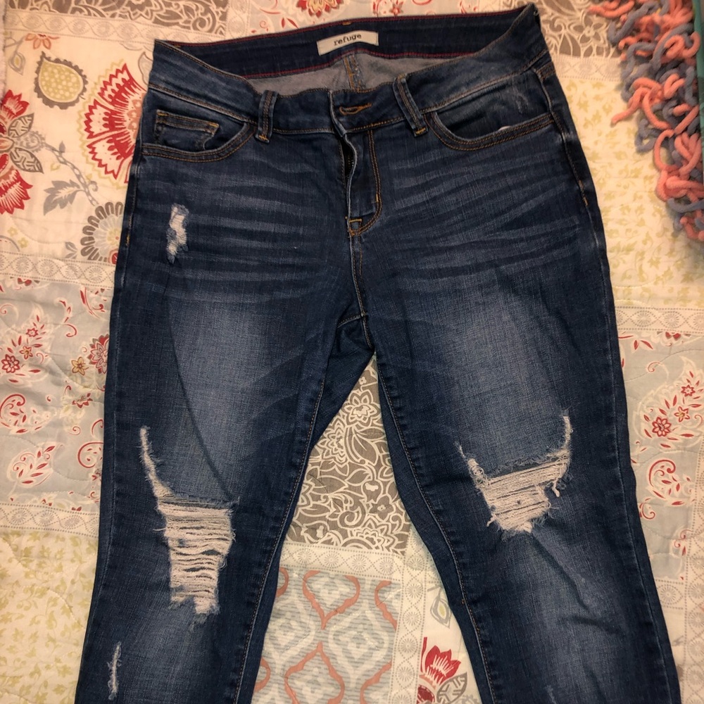 Crop ripped jeans